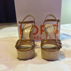 Kors by Michael Kors size 9 Jacinda wedge platform heels color barley